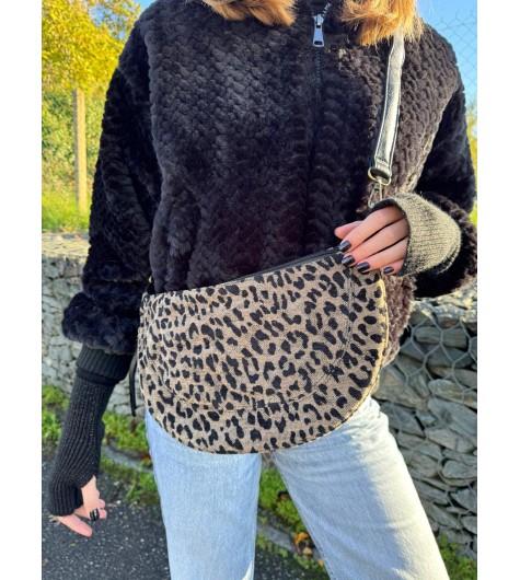 Sac porté travers forme arrondie tissu leopard